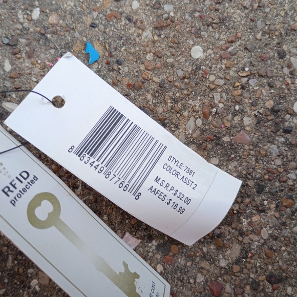 NWT Red Cell Phone Wallet Case - Picture 4 of 4